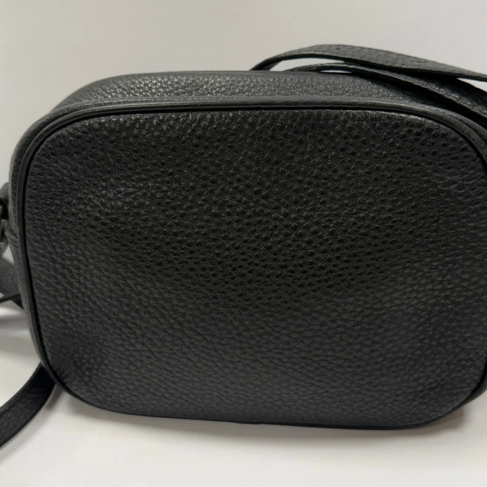 Gucci Black Leather Crossbody Bag with Tassel - Picture 4 of 12